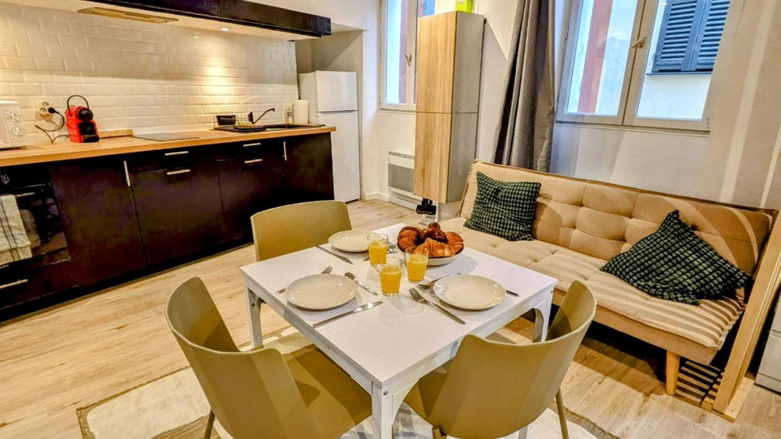 Le Studio Cosy, Centre Historique, Wifi, Neuf Grasse Bagian luar foto